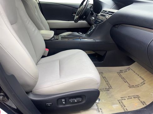 Used 2013 Lexus RX 450h FWD image 44