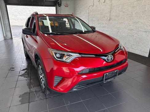 Certified 2016 Toyota RAV4 LE AWD/4WD image 2