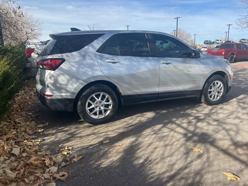 Certified 2022 Chevrolet Equinox LS image 5