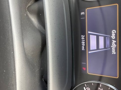 Used 2022 Buick Envision Preferred FWD image 18