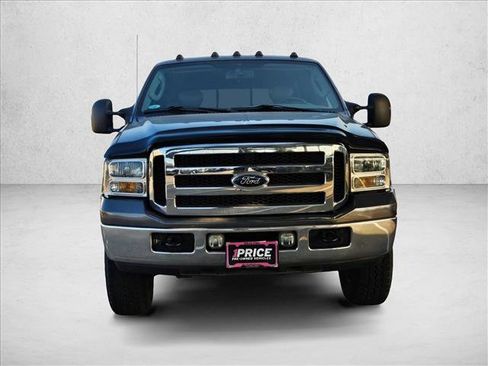 Used 2007 Ford F250 Lariat AWD/4WD image 2