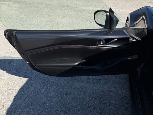 Used 2017 MAZDA MX-5 Miata Club image 14