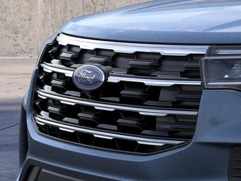 New 2026 Ford Explorer Active RWD image 17