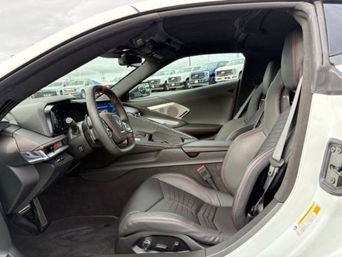 Used 2023 Chevrolet Corvette Stingray Premium Cpe image 65