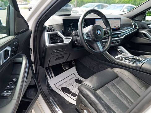 Used 2024 BMW X6 xDrive40i w/ Premium Package AWD/4WD image 16