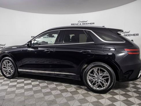 Used 2025 Genesis GV70 2.5T AWD/4WD image 11