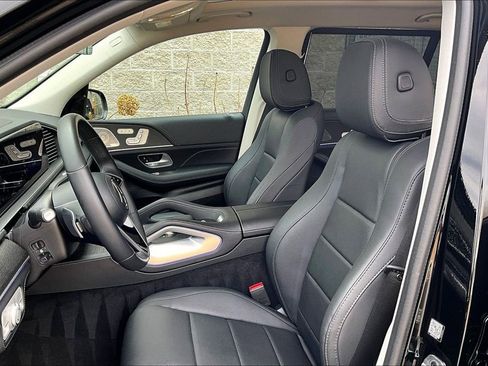 Certified 2024 Mercedes-Benz GLS 450 4MATIC image 27
