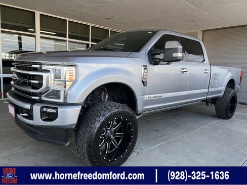 Used 2020 Ford F250 Platinum image 1