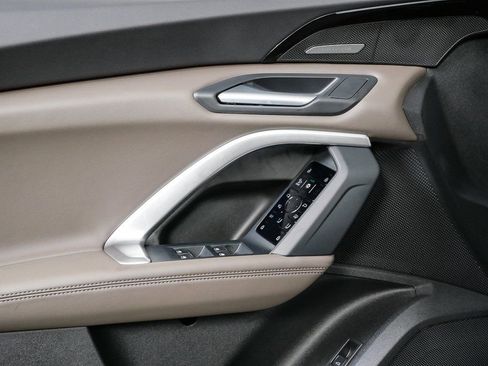 New 2025 Audi Q5 Prestige image 6