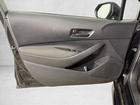 Used 2024 Toyota Corolla LE FWD image 10
