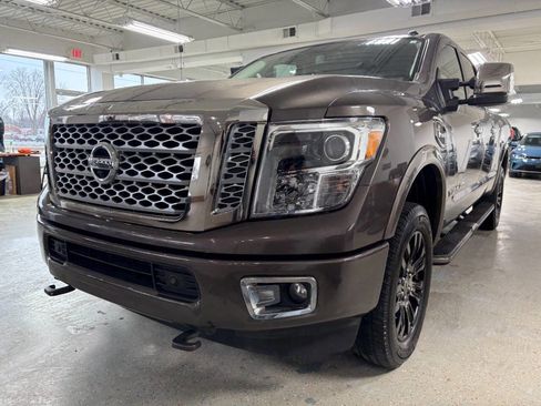 Used 2016 Nissan Titan Platinum Reserve image 3