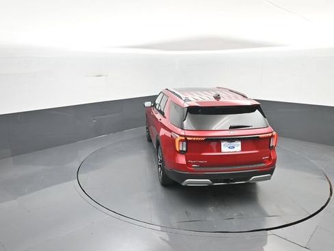 New 2026 Ford Explorer Platinum w/ LUX Leather Package AWD/4WD image 32