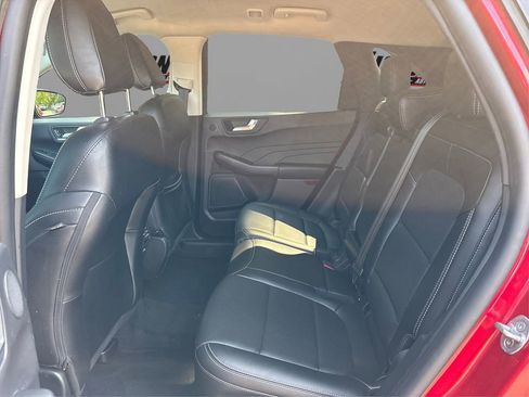 Used 2022 Ford Escape SEL w/ Technology Package image 10