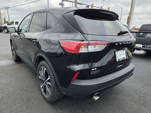 Used 2021 Ford Escape SE w/ SE Sport Appearance Package AWD/4WD image 7