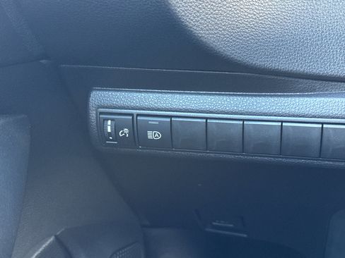 Used 2026 Toyota Corolla LE image 24