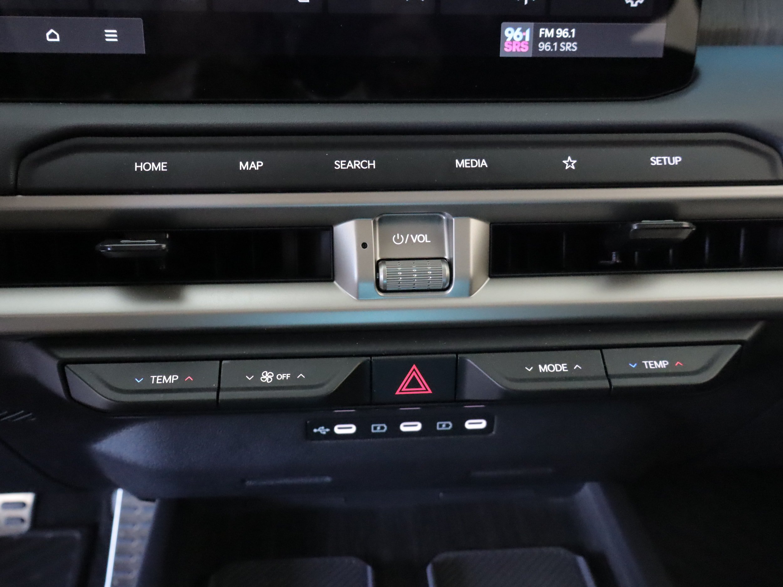 Certified 2027 Kia Telluride SX Prestige AWD/4WD image 14