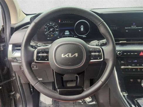Used 2024 Kia Carnival SX Prestige FWD image 15