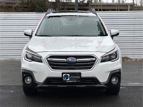 Used 2018 Subaru Outback 2.5i Limited image 7