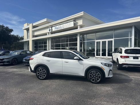 Used 2025 BMW X2 xDrive28i image 1