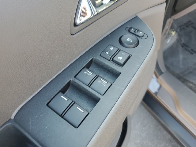 Used 2015 Honda Odyssey EX-L image 21