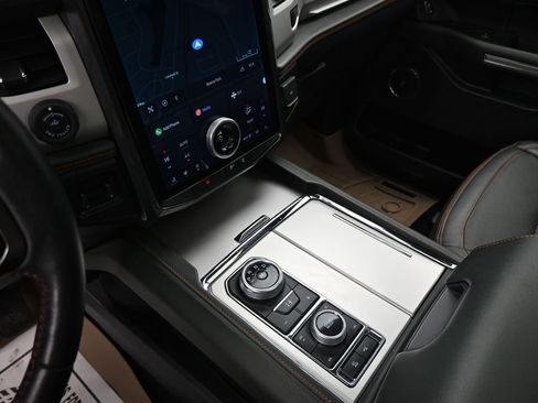 Used 2022 Ford Expedition Timberline image 25