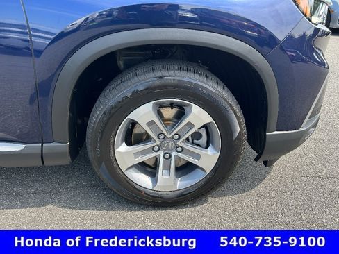 Used 2025 Honda Pilot EX-L image 33