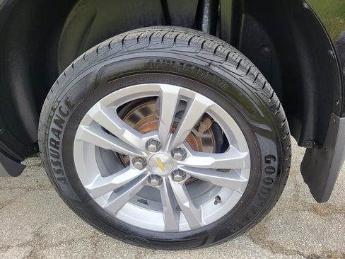 Used 2015 Chevrolet Equinox LT image 30