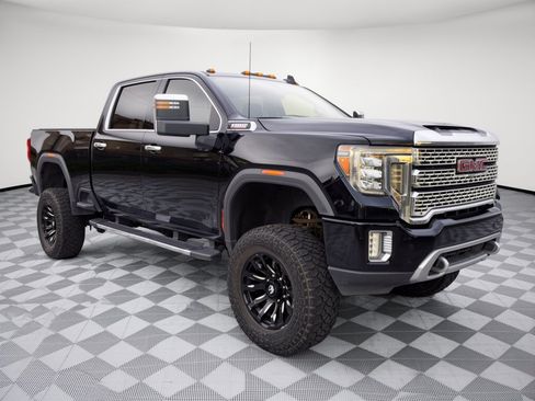 Used 2020 GMC Sierra 2500 Denali w/ Denali Ultimate Package AWD/4WD image 7