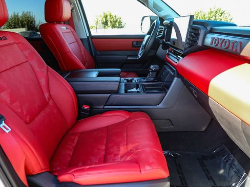Used 2022 Toyota Tundra TRD Pro AWD/4WD image 16