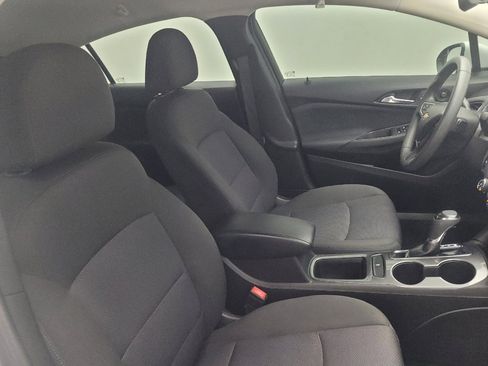 Used 2018 Chevrolet Cruze LT w/ Convenience Package FWD image 21