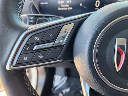 Certified 2025 Buick Envision Sport Touring image 8