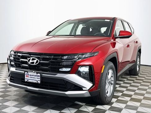 New 2026 Hyundai Tucson SE image 2