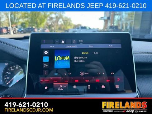 Used 2022 Jeep Compass Altitude image 23