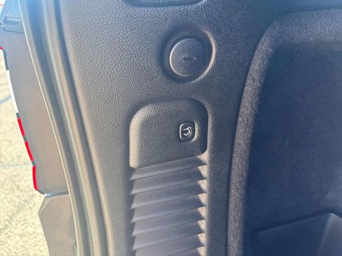 Used 2023 Dodge Durango GT image 29