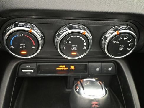 Used 2019 MAZDA MX-5 Miata RF Grand Touring RWD image 11