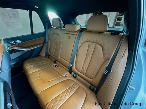 Used 2024 BMW X5 xDrive40i w/ Executive Package image 26
