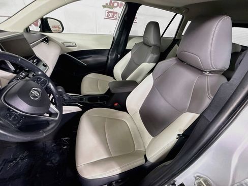 Certified 2023 Toyota Corolla Cross XLE w/ Convenience Package AWD/4WD image 26