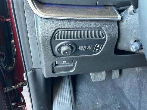 Used 2024 Jeep Grand Wagoneer Series I AWD/4WD image 44