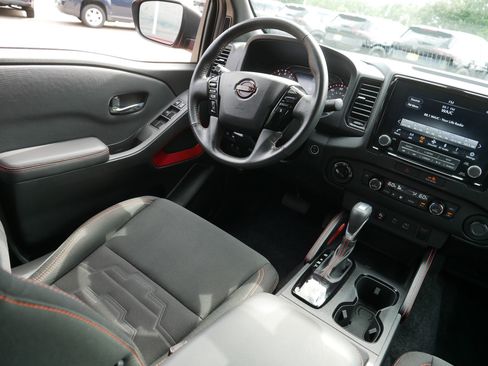 Certified 2023 Nissan Frontier PRO-4X w/ Technology Package AWD/4WD image 9