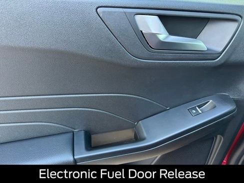 New 2026 Ford Escape Platinum w/ Premium Technology Package image 16