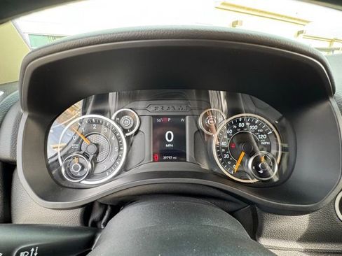 Used 2019 RAM 1500 Big Horn image 23