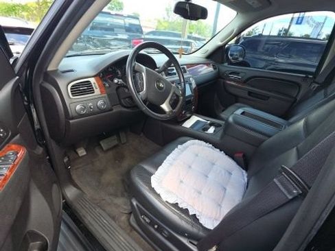 Used 2013 Chevrolet Tahoe LT AWD/4WD image 3