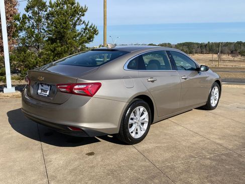 Used 2022 Chevrolet Malibu LT image 6