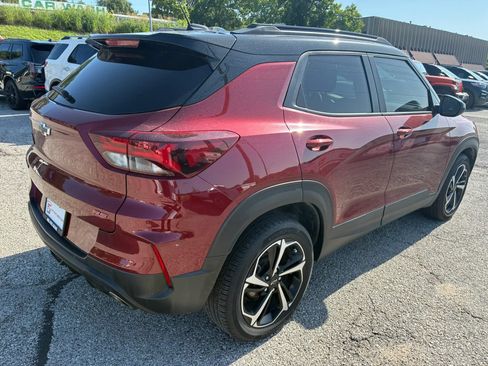 Used 2023 Chevrolet TrailBlazer RS w/ Convenience Package FWD image 3