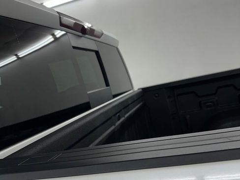 Used 2023 Chevrolet Silverado 1500 High Country w/ High Country Premium Package image 29