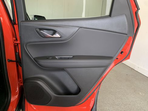 New 2025 Chevrolet Blazer LT image 39