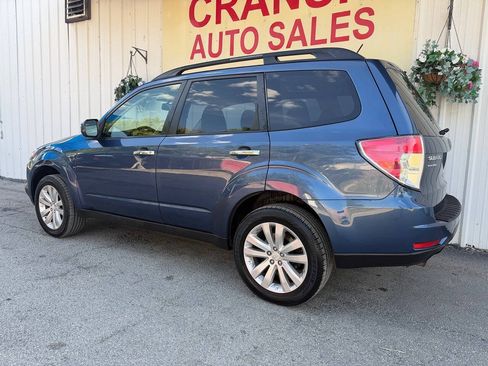 Used 2012 Subaru Forester 2.5X Premium AWD/4WD image 10