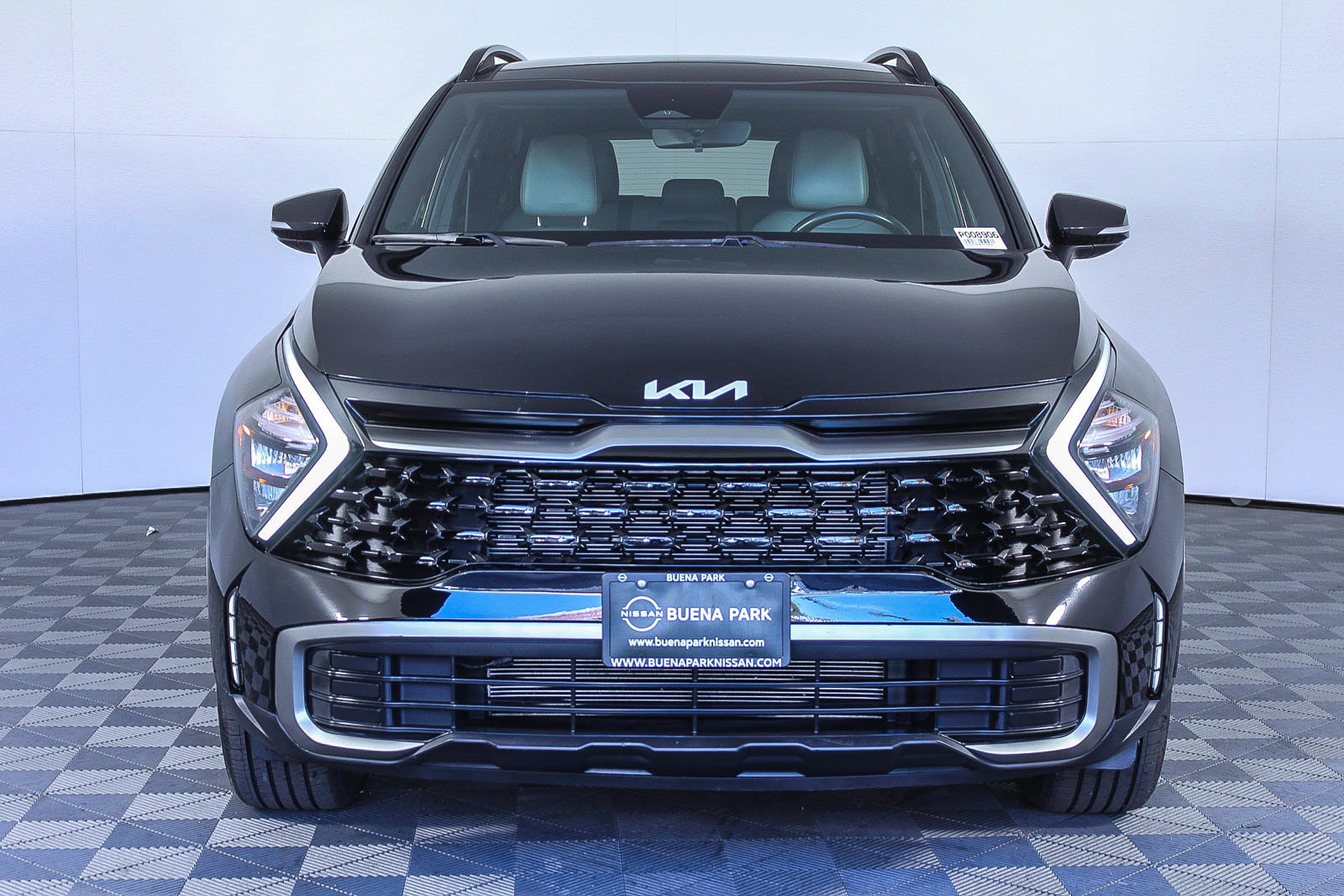 Used 2023 Kia Sportage X-Line w/ X-Line Premium Package AWD/4WD image 2