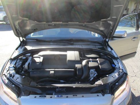 Used 2013 Volvo XC70 3.2 image 33