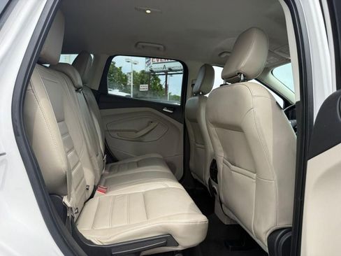 Used 2018 Ford Escape SEL FWD image 9